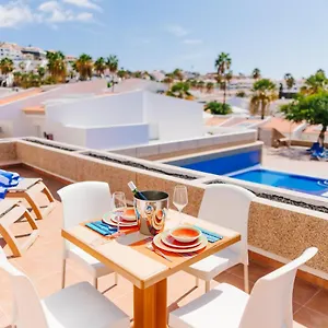 https://island-village-adeje.adeje-hotels.com